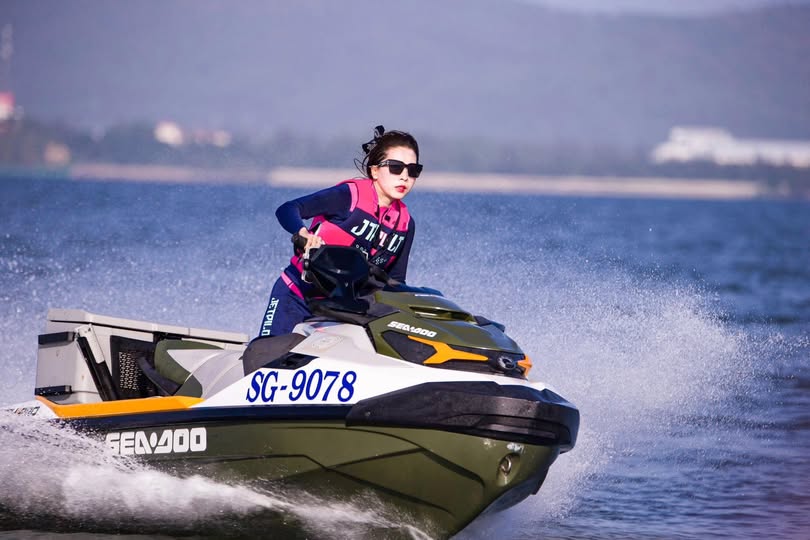 sex em chỉ đút 1cm thôi